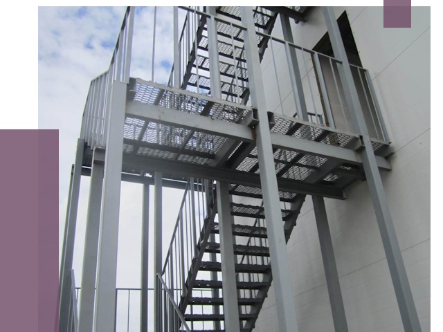 Монтаж пожарных лестниц в Ялуторовске от 7850 руб.