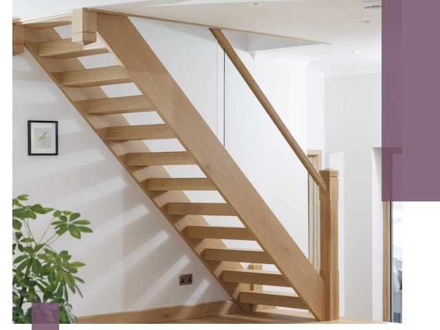 Изготовление деревянных лестниц под ключ в Ялуторовске для дома