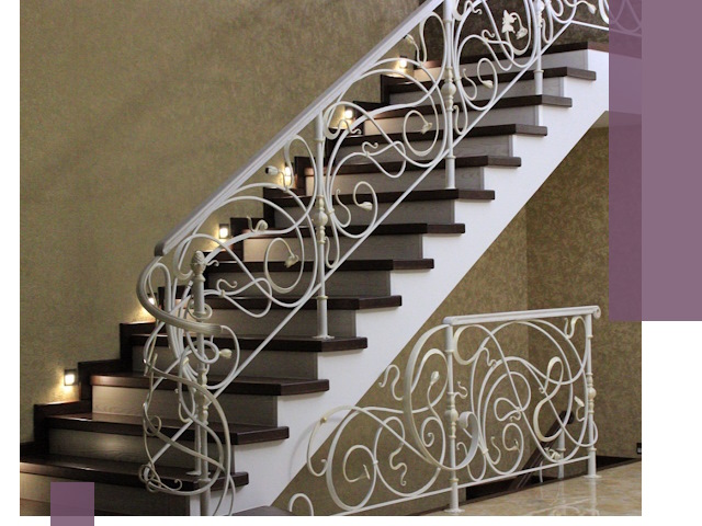 Кованые лестницы под ключ в Ялуторовске — изготовление и монтаж