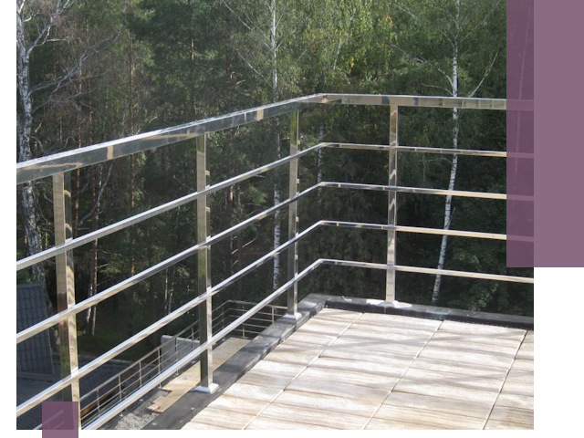 Парапеты из нержавеющей стали в Ялуторовске — изготовление и монтаж