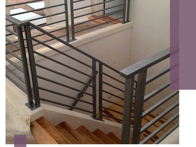 Изготовление поручней из металла и дерева в Ялуторовске